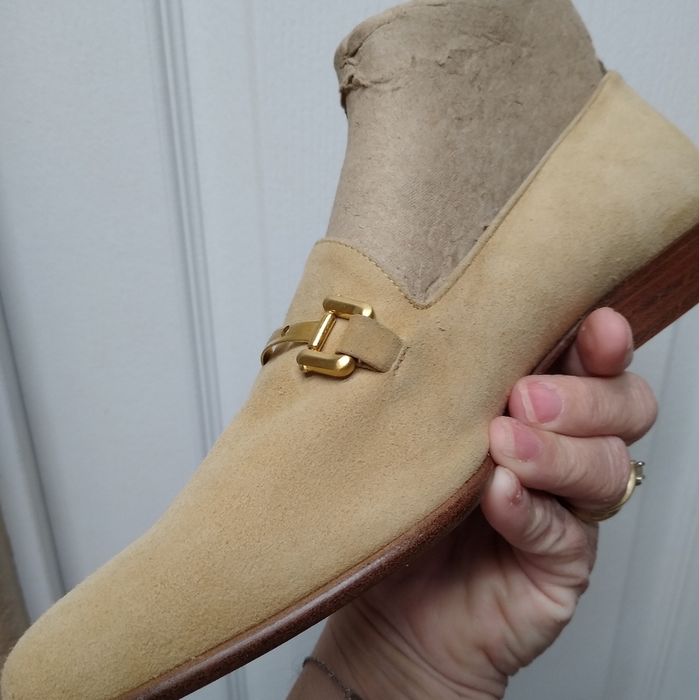 GUCCI SUEDE LOAFERS - Picture 4 of 11